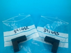 Range Rover Classic 2 door and early 4 door Upper tailgate corner seal - 391483 | eBay Australia